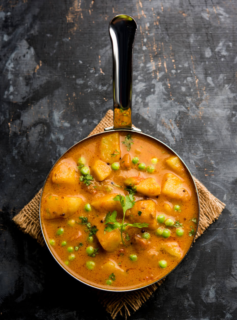Kartoffel-Erbsen-Curry