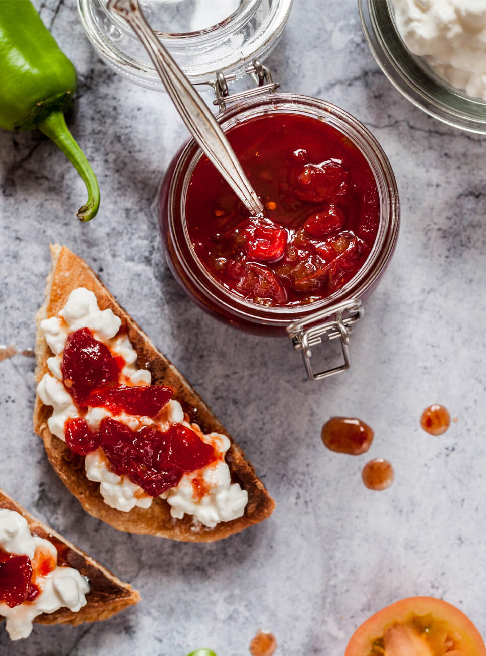 Tomaten-Chilli-Marmelade – Essig & Öl Compagnie Tomaten-Chilli-Marmelade – Essig & Öl Compagnie