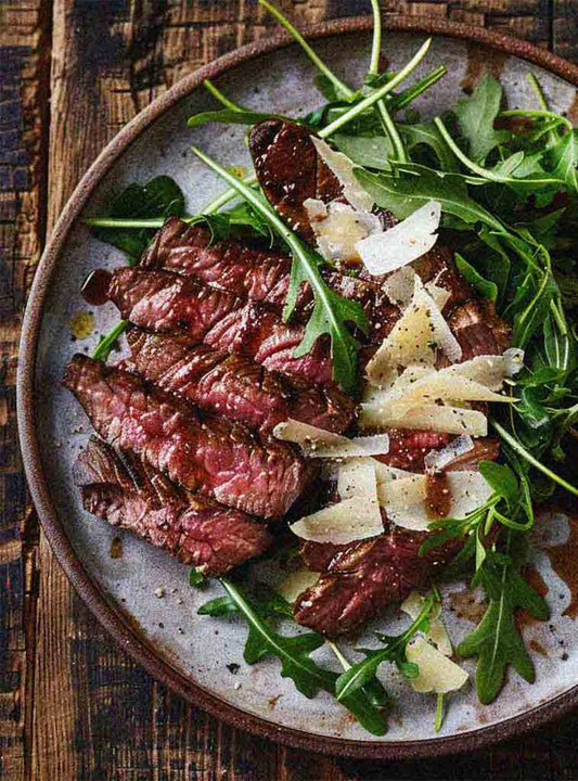 Tagliata di Manzo mit Rucola, Parmesan und Balsamico