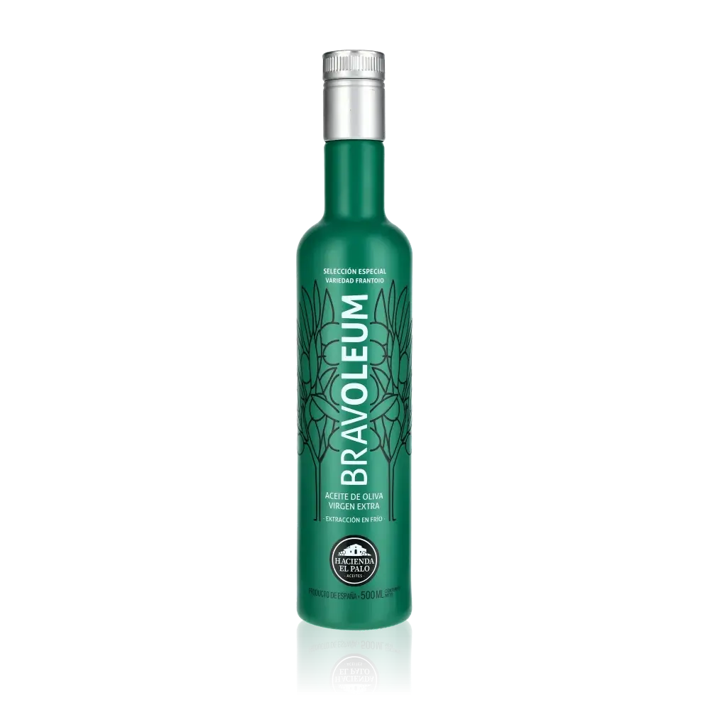 Flasche Bravoleum Olivenöl, grün, auf schwarzem Hintergrund.