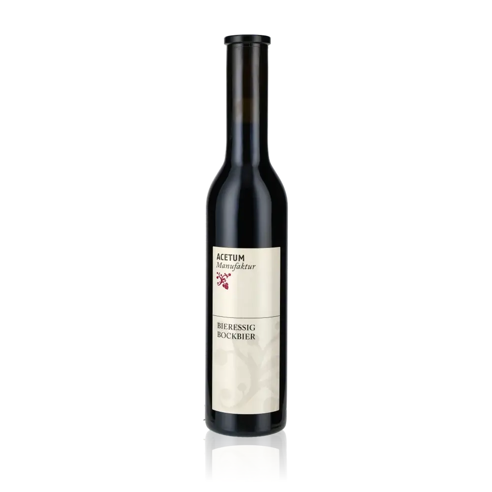 Acetum Manufaktur Bockbieressig Flasche vor weißem Hintergrund.