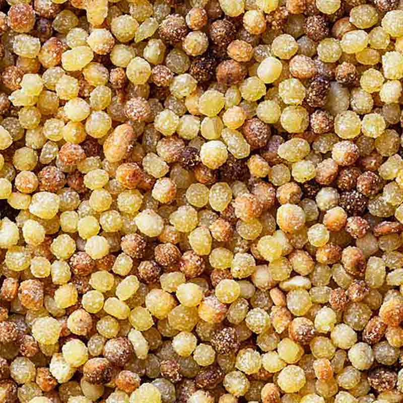 Nahaufnahme von Fregola-Pasta.