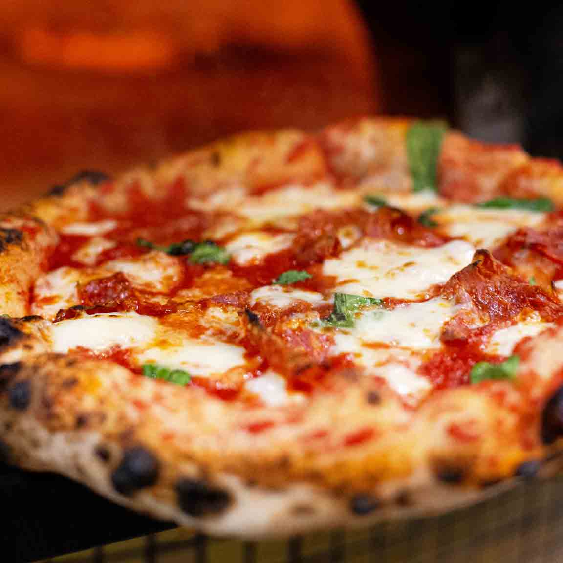 Pizza Napoletana mit San Marzano DOP Tomaten