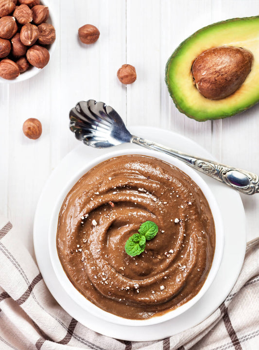 Avocado-Schokomousse mit Banane