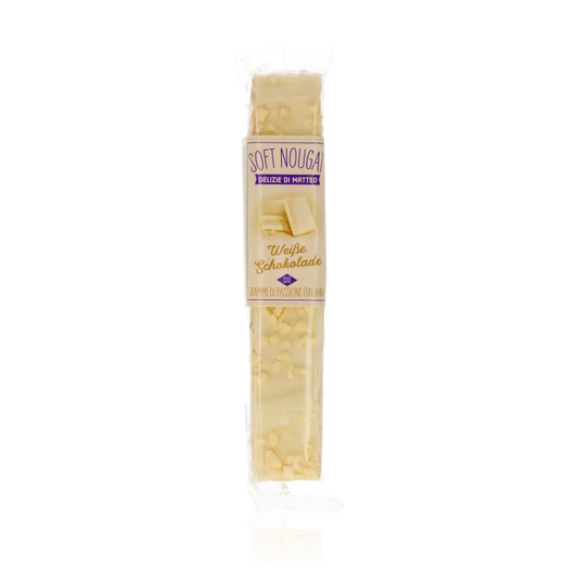 Torrone mit weißer Schokolade von Delizie di Matteo, weicher Nougat mit Mandeln, umhüllt von weißer Schokolade.