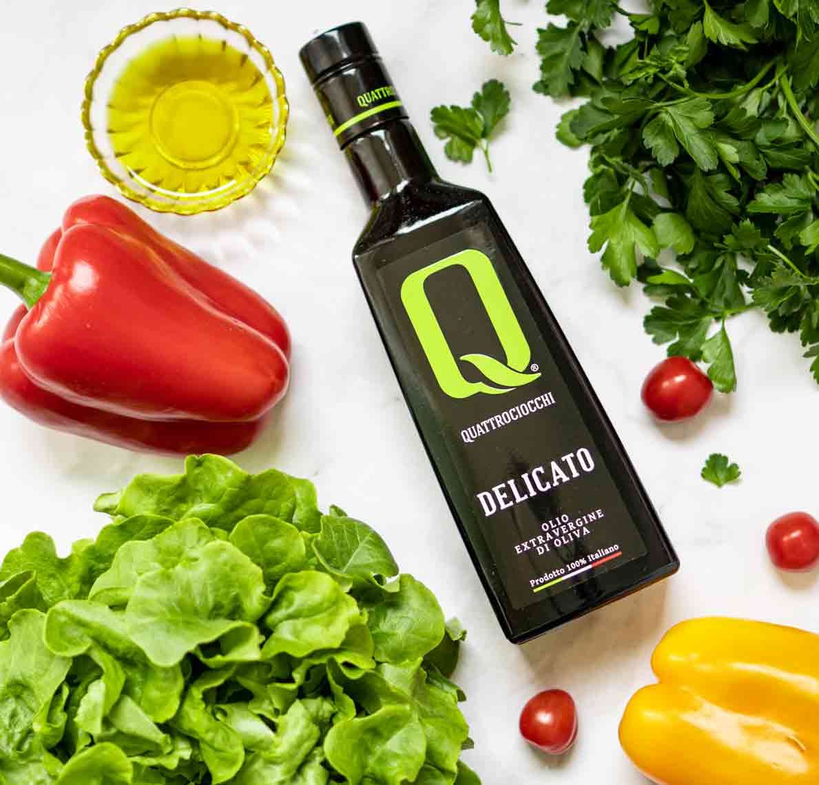 Quattrociocchi Delicato natives Olivenöl extra mit Salat