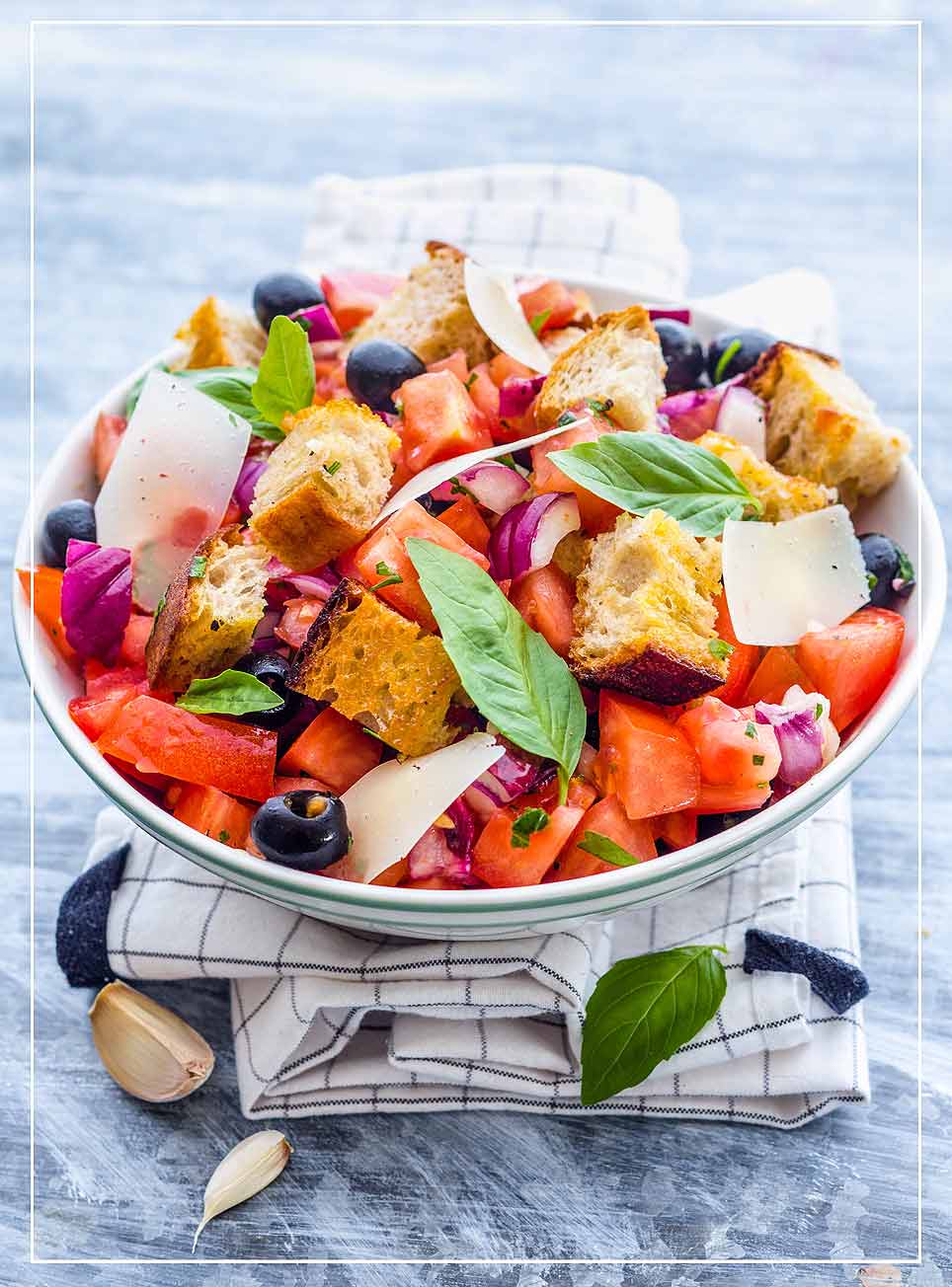 Tomaten-Brot-Salat