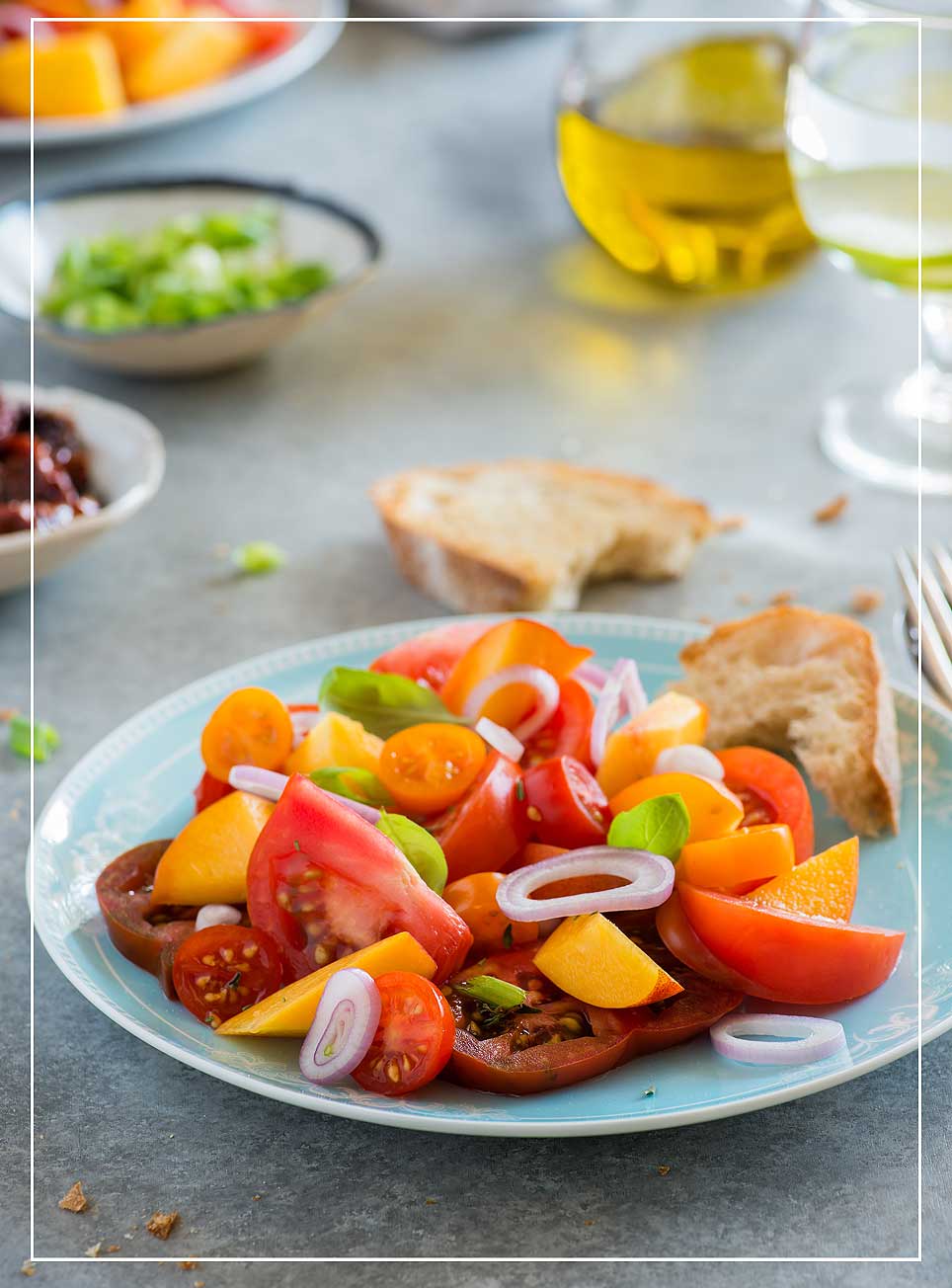 Tomaten-Pfirsich-Salat mit Vanille-Dressing