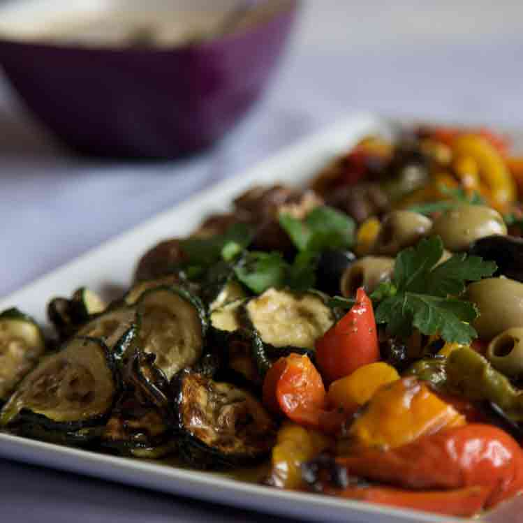 In Olivenöl eingelegtes Gemüse: Ideal zum Antipasto
